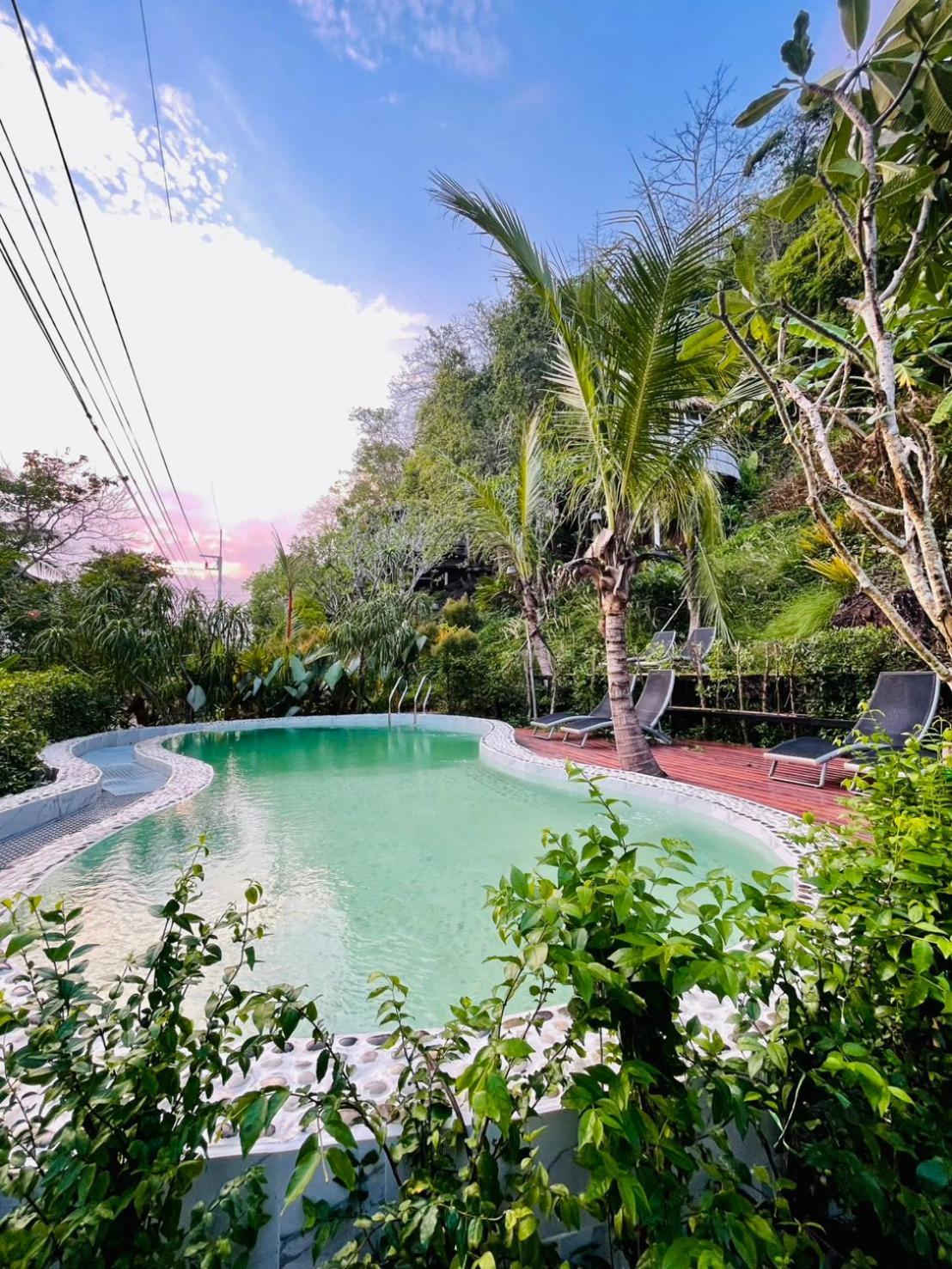 Jantara Resort&Restaurant Phunphin Bagian luar foto